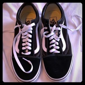 ⚡️⚡️OLD SKOOL Vans Sneakers⚡️⚡️
